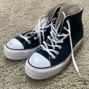 Women’s size 8 platform converse